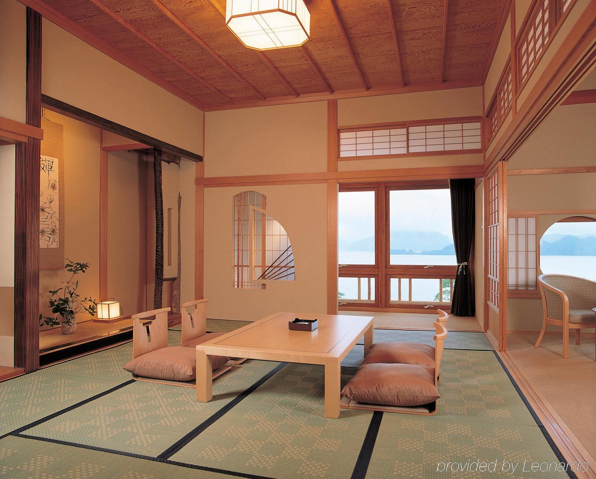 โทวาดา พรินซ์ โฮเต็ล Hotel Kosaka ภายนอก รูปภาพ